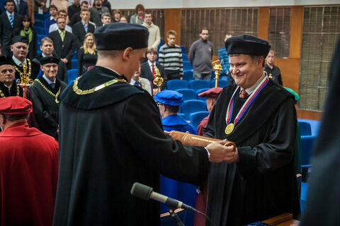 Předávání čestného diplomu